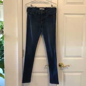 Hollister | Dark Blue Skinny Jeans Size 7R L31